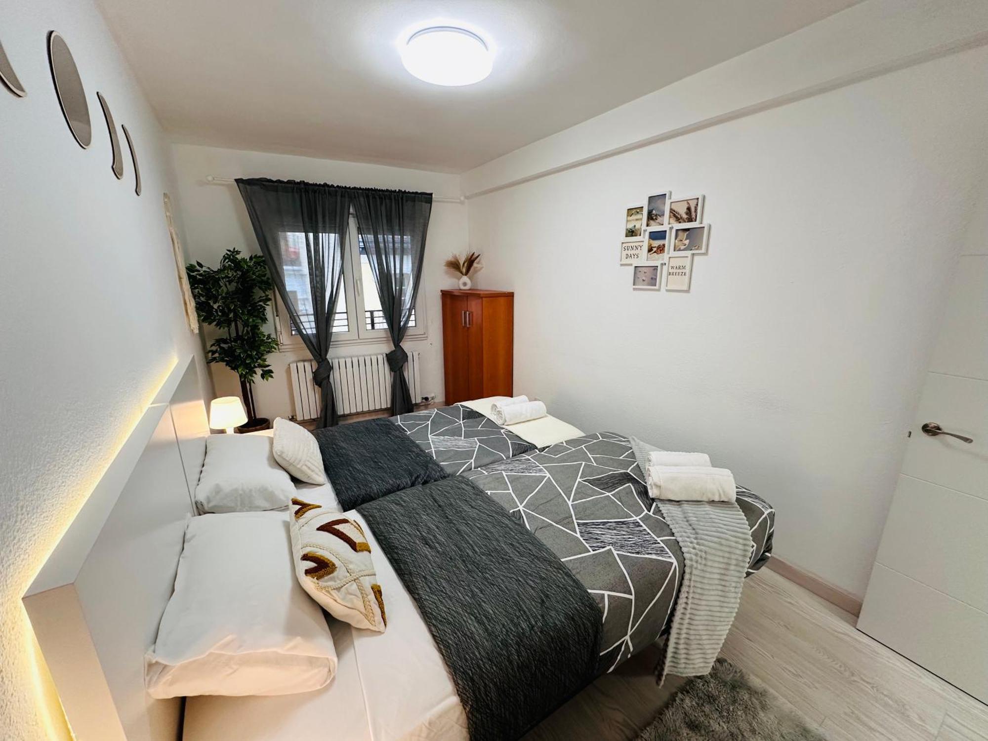 Apartamento El Teatro Del Pilar Zaragoza Exterior foto